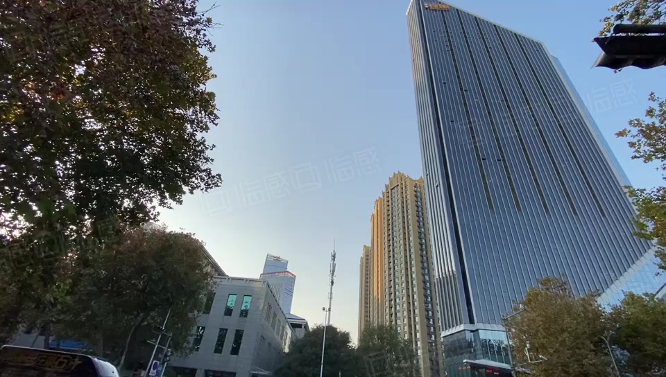 新源蜂巢写字楼 