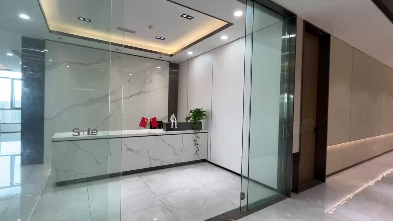 无国界(商住楼)·450㎡办公楼出租,无国界(商住楼)写字楼招租–成都商