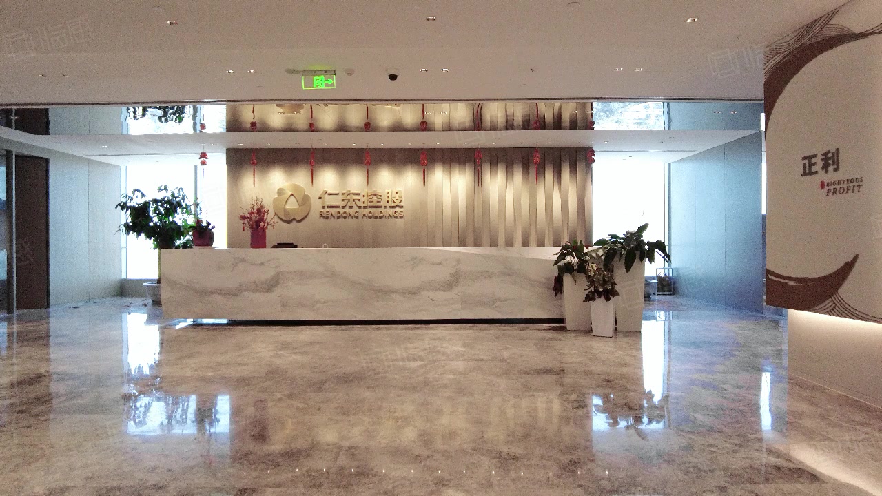 英皇集团中心800平送8个月免租期精装高层对电梯